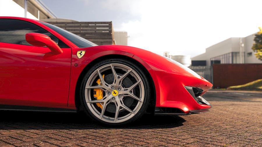 Ferrari 488 Pista installed with Vossen HF5 in Satin Silver