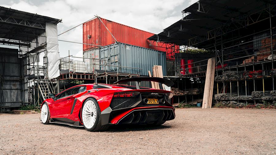 Lamborghini Aventador installed with AL13 R100 monoblock