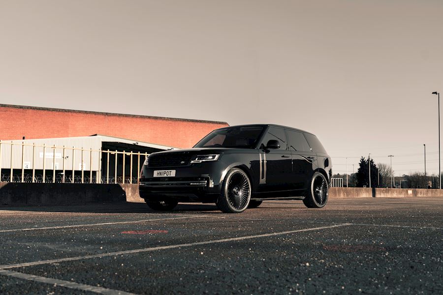 2023 Range Rover installed with Vossen S17-16 wheels in Gloss Black