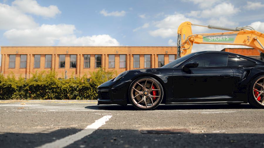 Porsche 992 Turbo with Vossen Forged S21-01 in Polished Platinum