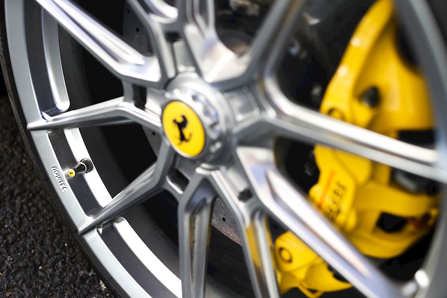 Ferrari 488 Pista Spider installed with Vossen x Novitec NF10