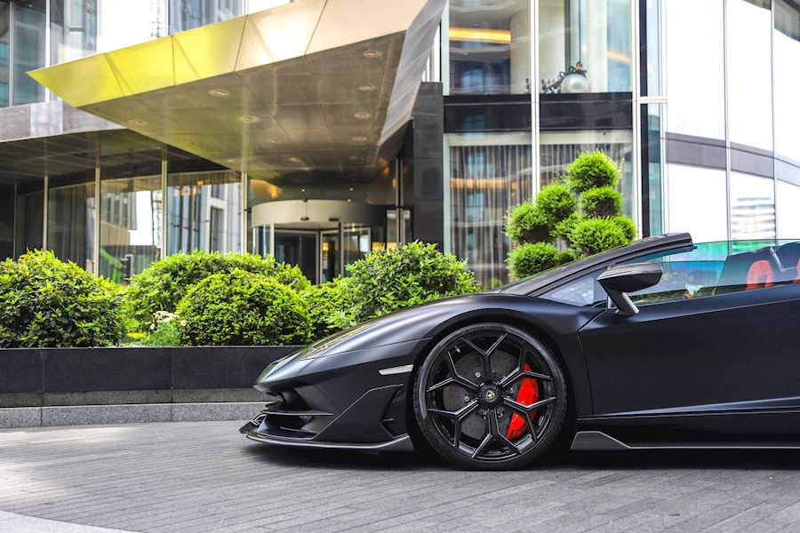 Lamborghini Aventador SVJ installed with Vossen x Novitec NL4 wheels in Gloss Black