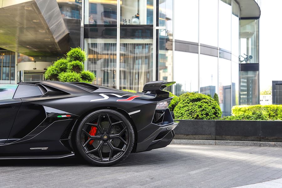 Lamborghini Aventador SVJ installed with Vossen x Novitec NL4 wheels in Gloss Black