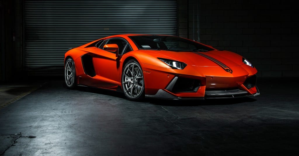 AVENTADOR-V COUPE: ROADSTER_frontsplitter_12