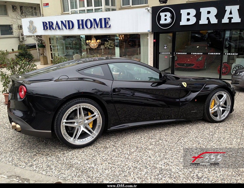 F12_Ferrari_berlinetta_hre_s105