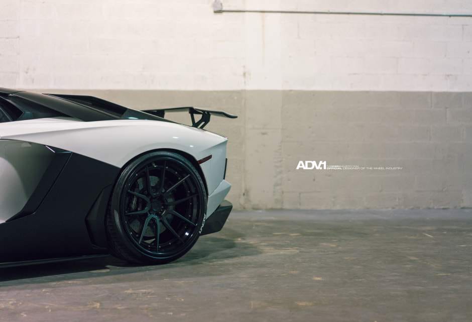adv1-wheels-lamborghini-aventador-lp700-aftermarket-bodykit-modified-black-racing-rims-pirelli-tire-letters-c_w940_h641_cw940_ch641_thumb