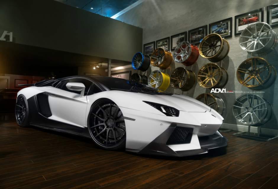 adv1-wheels-lamborghini-aventador-lp700-aftermarket-bodykit-modified-black-racing-rims-pirelli-tire-letters-e_w940_h641_cw940_ch641_thumb