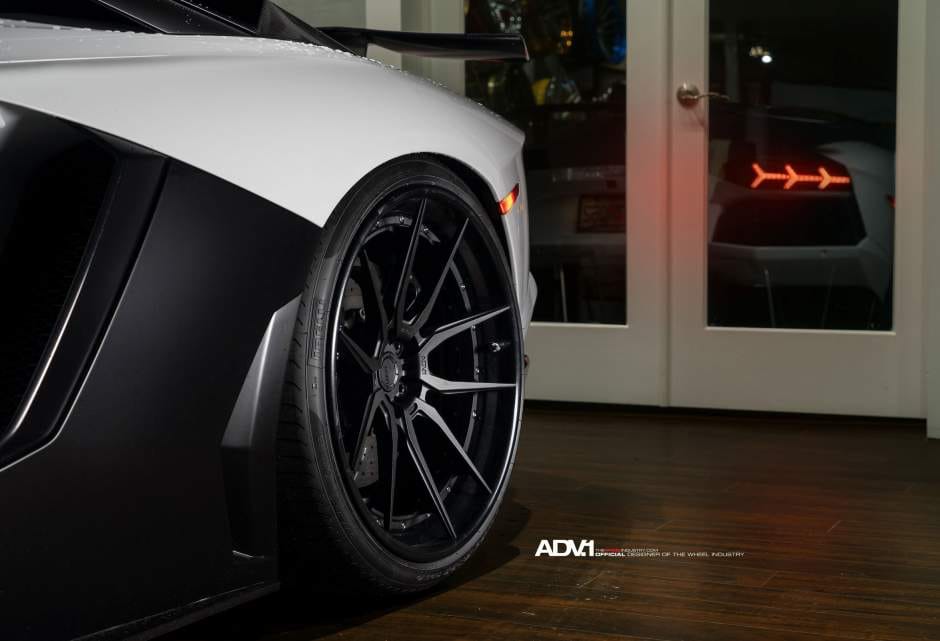 adv1-wheels-lamborghini-aventador-lp700-aftermarket-bodykit-modified-black-racing-rims-pirelli-tire-letters-g_w940_h641_cw940_ch641_thumb