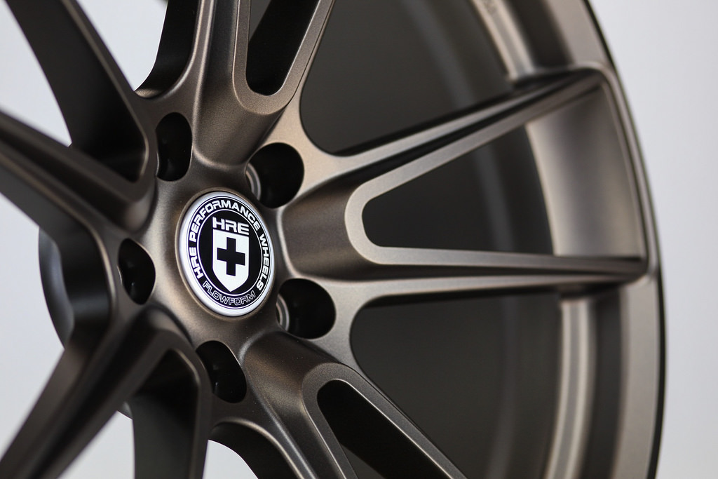 BMW M4 on HRE FF04 Flowformed alloy wheels in IPA – Prestige Wheel ...